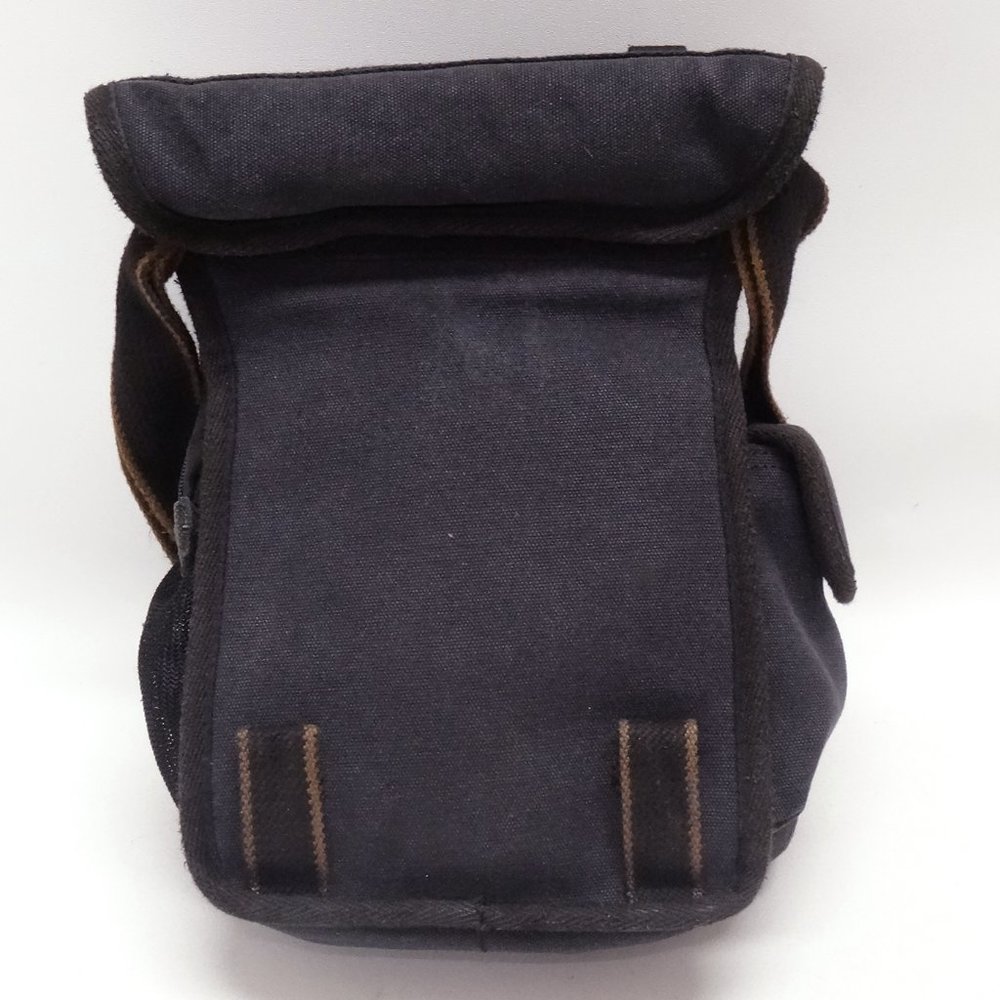 Kaukko Unisex Black Canvas Chest/Travel Bag - Picture 4 of 8
